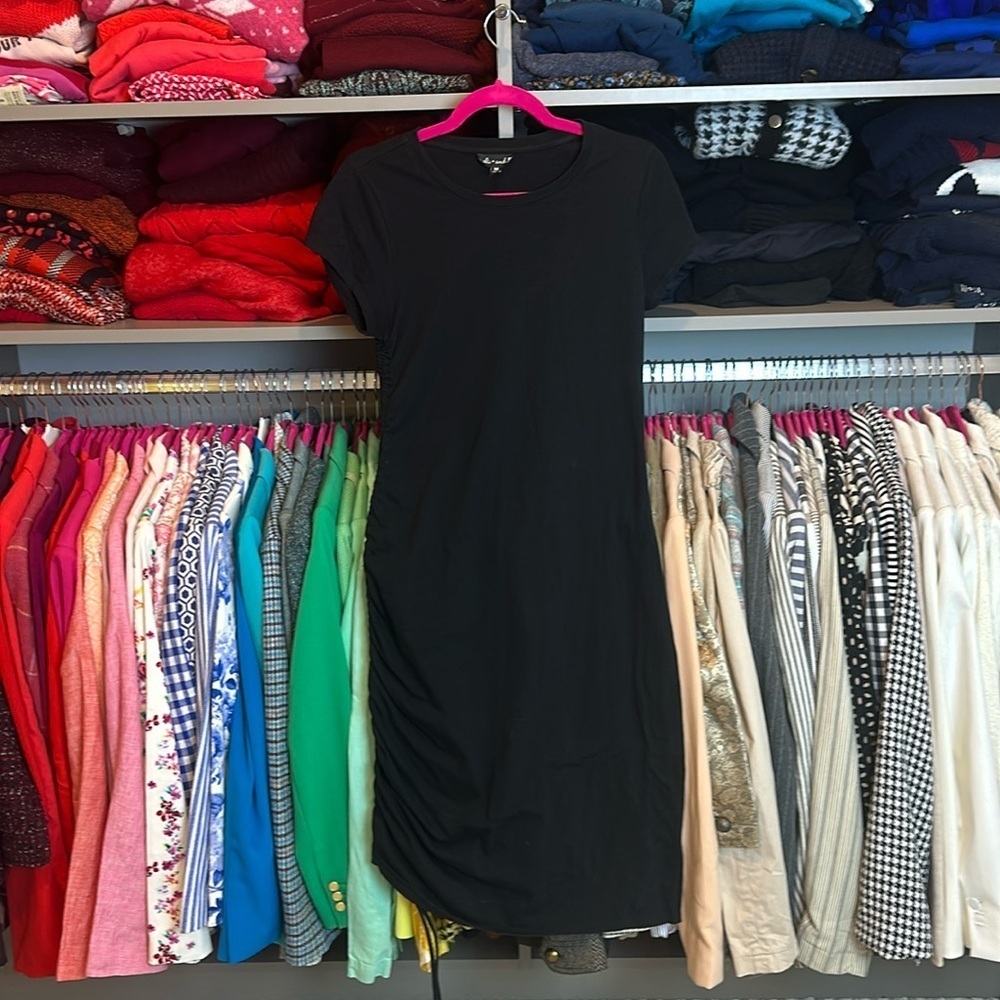 Ali & Andi black shirt sleeve t shirt dress size M
